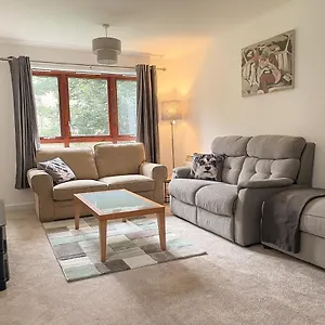 Apartment Spacious, And Newly Decorated, Edinburgh